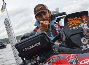 Mike Iaconelli with Lowrance SONAR