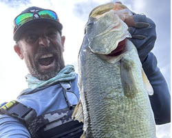 Experience Kayak Bass Fishing: Tips, Gear, And Techniques